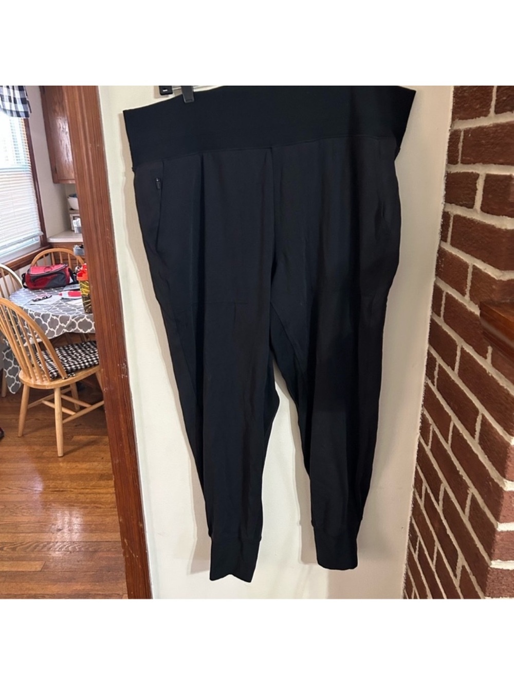 Athleta Size Small Black High-Waist Ponte Joggers